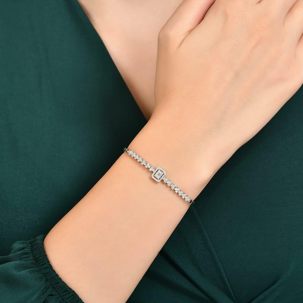 0.68 Karat Baget Pırlanta Bileklik