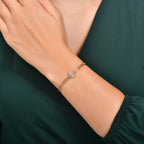 0.16 Karat Cherry Baget Diamante Bracciale