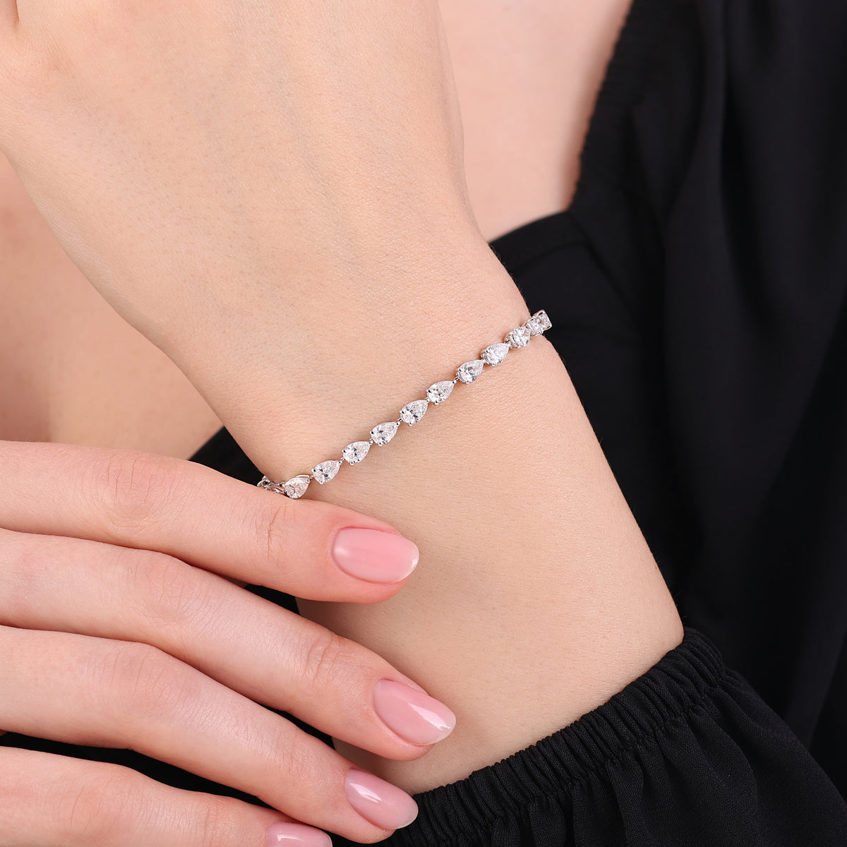 6.91 Karat Damla Diamante Bracciale