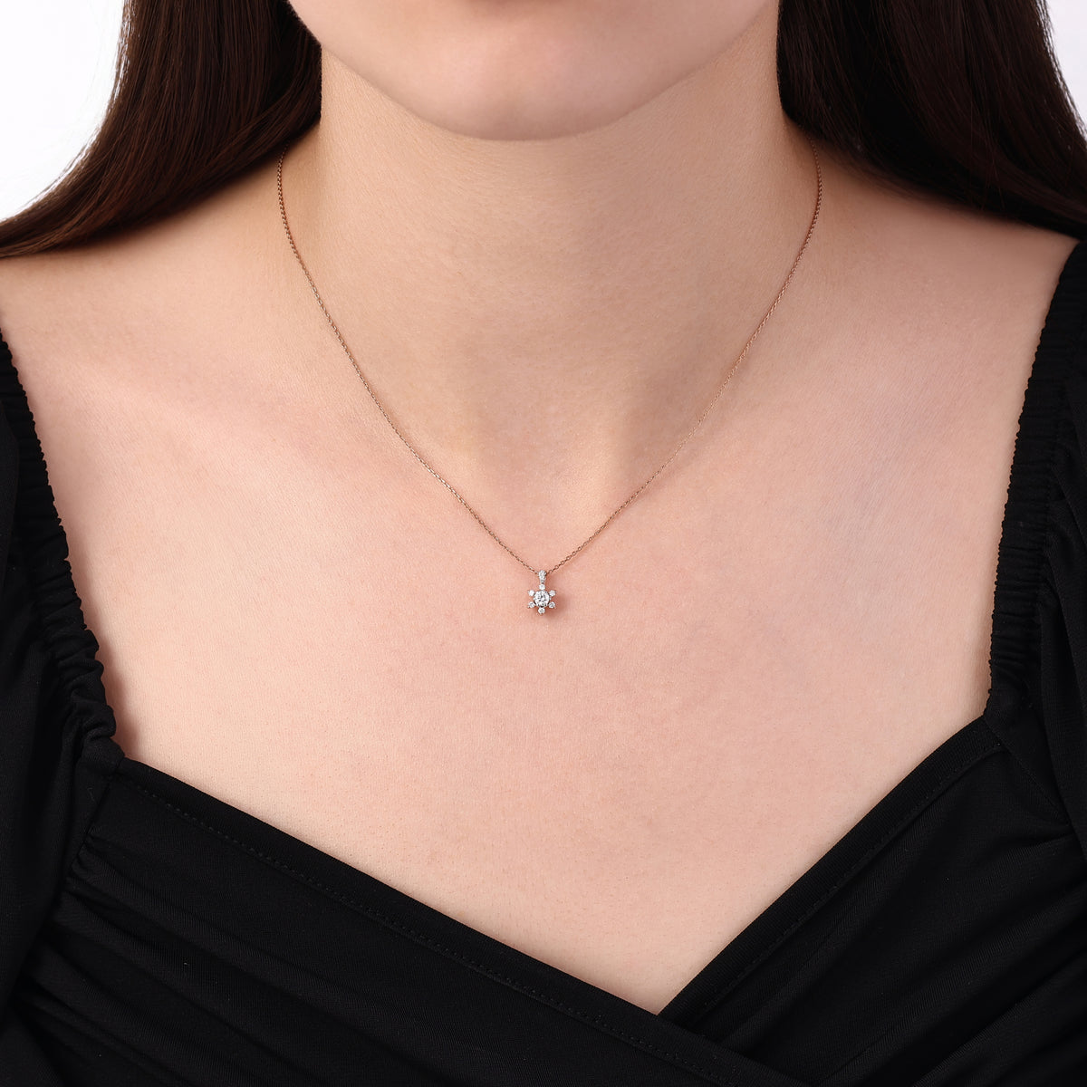 0.21 Karat Flora Diamante Collana