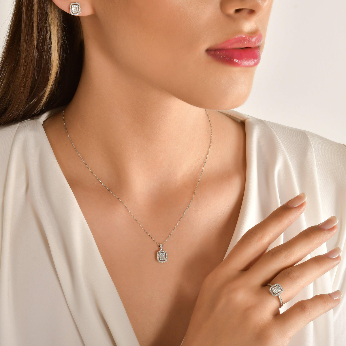 0.24 Karat Lyla Baget Diamante Collana