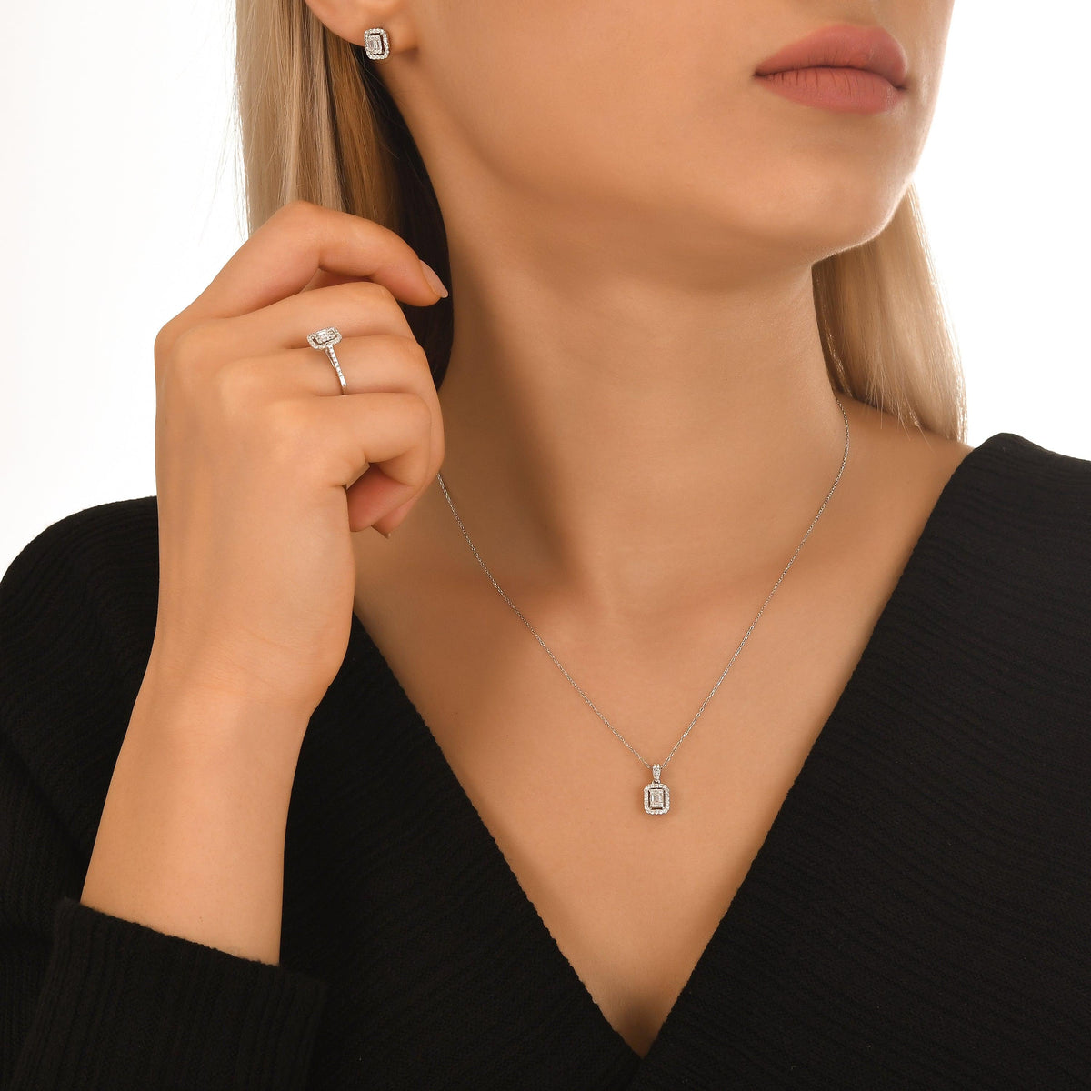 0.18 Karat Josie Baget Diamante Collana