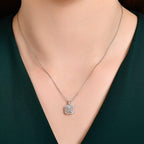 0.24 Karat Laranj Baget Diamante Collana