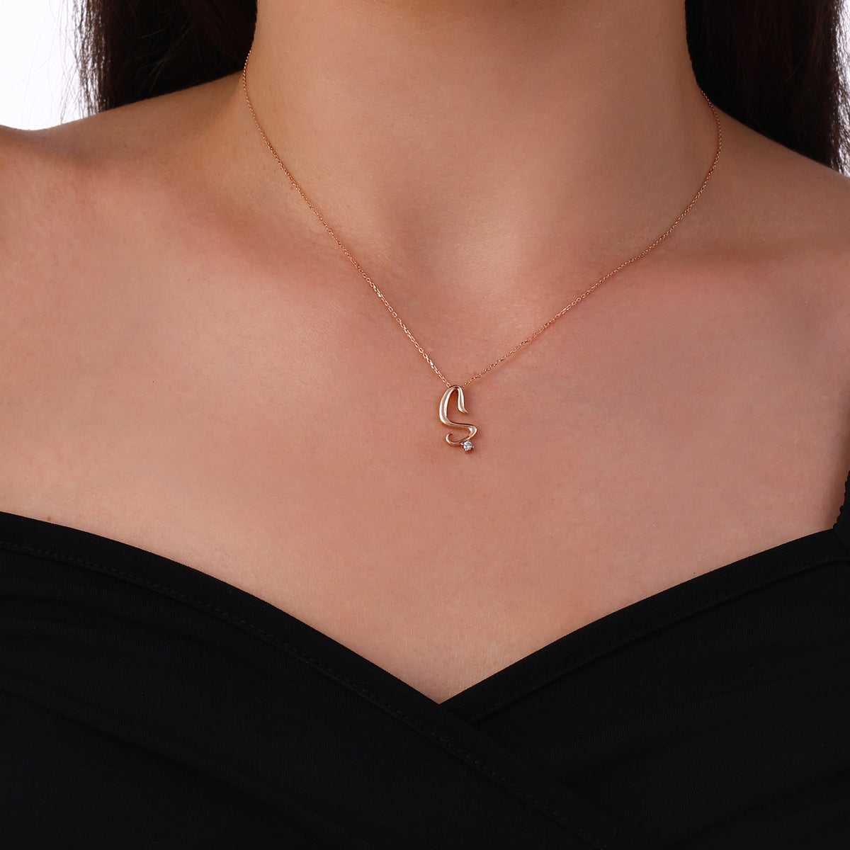 0.03 Karat Diamante Ş Harf Collana