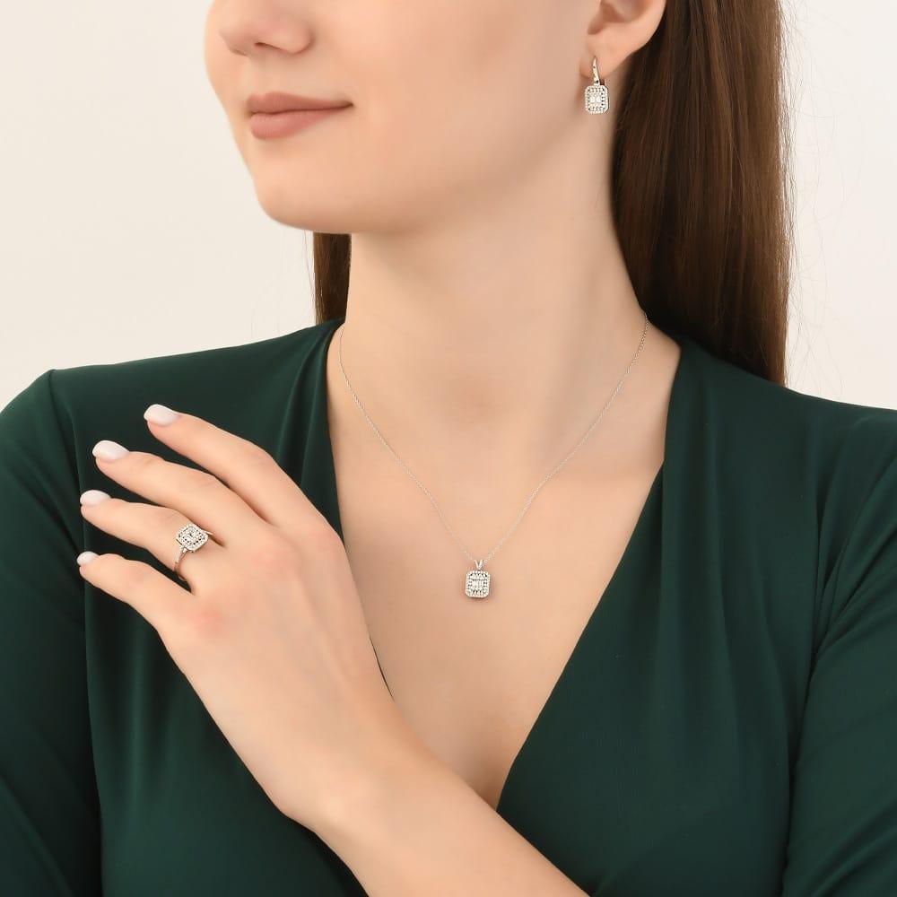0.39 Karat Zoey Diamante baguette Collana