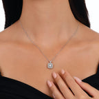 0.45 Karat Alice Diamante baguette Collana