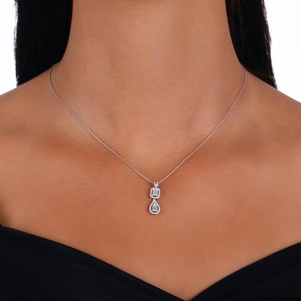 0.32 Karat Elena Diamante baguette Collana