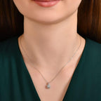0.13 Karat Laranj Baget Diamante Collana