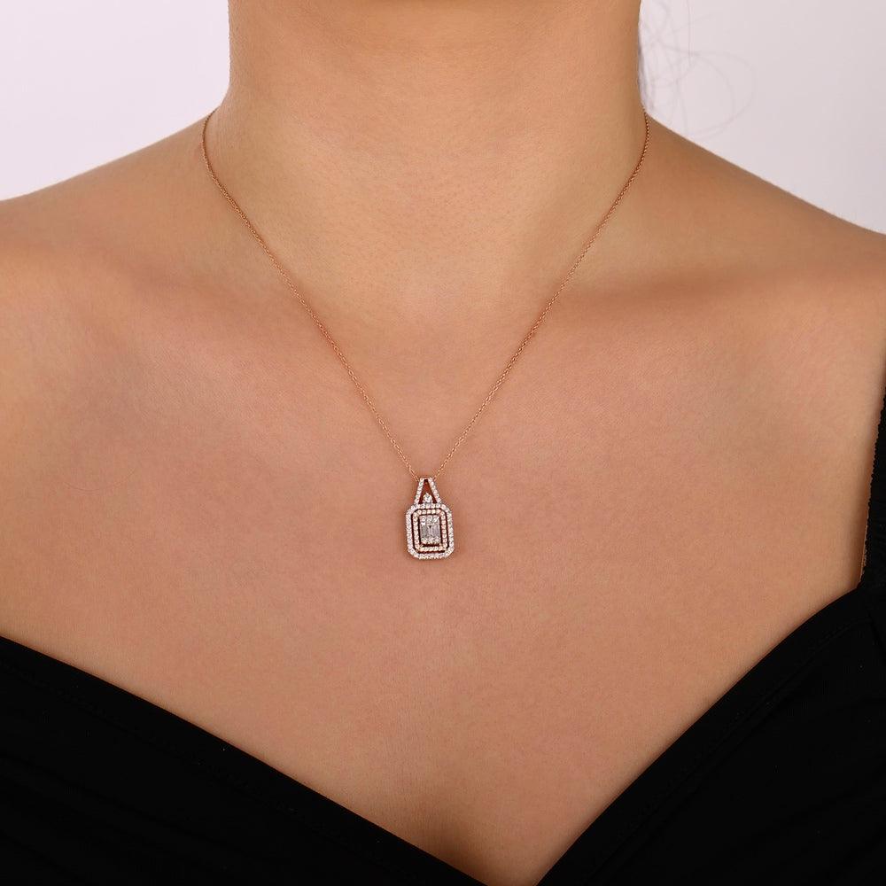 0.61 Karat Evelyn Diamante baguette Collana