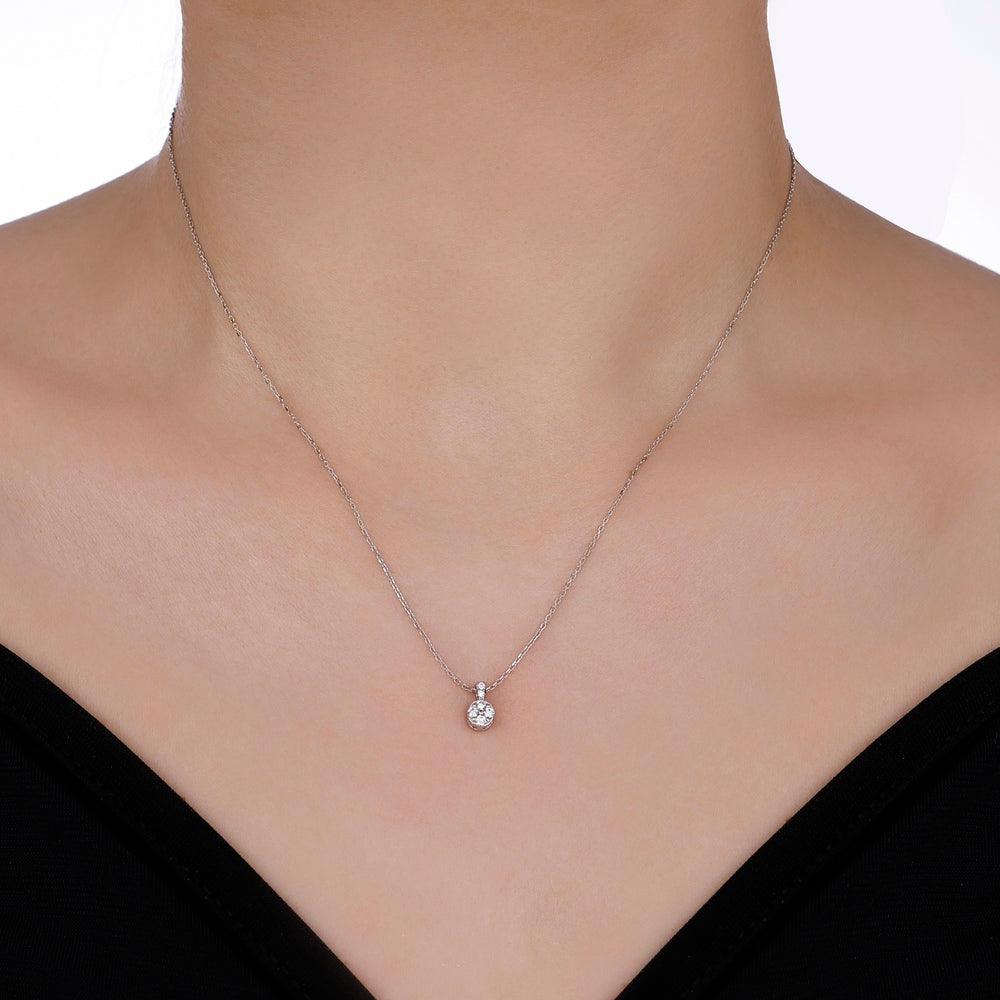 0.10 Karat Unus Diamante Collana