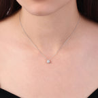 0.29 Karat Flora Diamante Collana