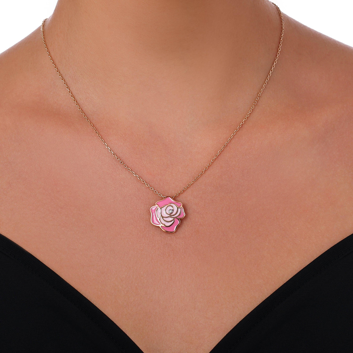 0.01 Karat Diamante Gül Collana