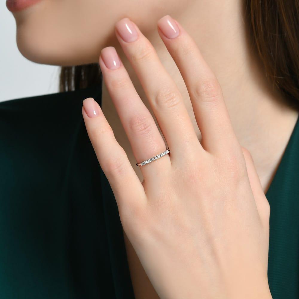 0.17 Karat Laranj Yarımtur Diamante Anello