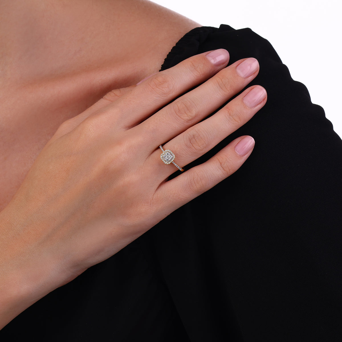 0.31 Karat Diamante Anello