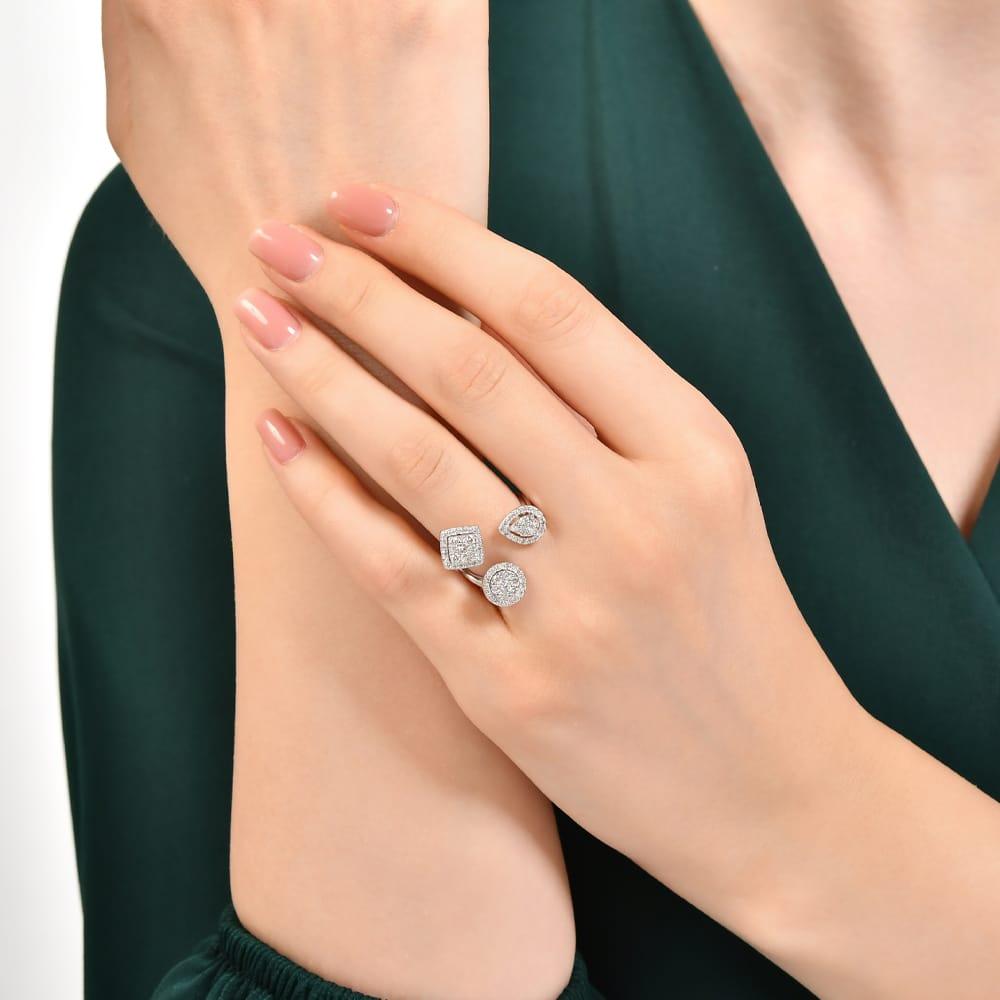 0.91 Karat Diamante Anello
