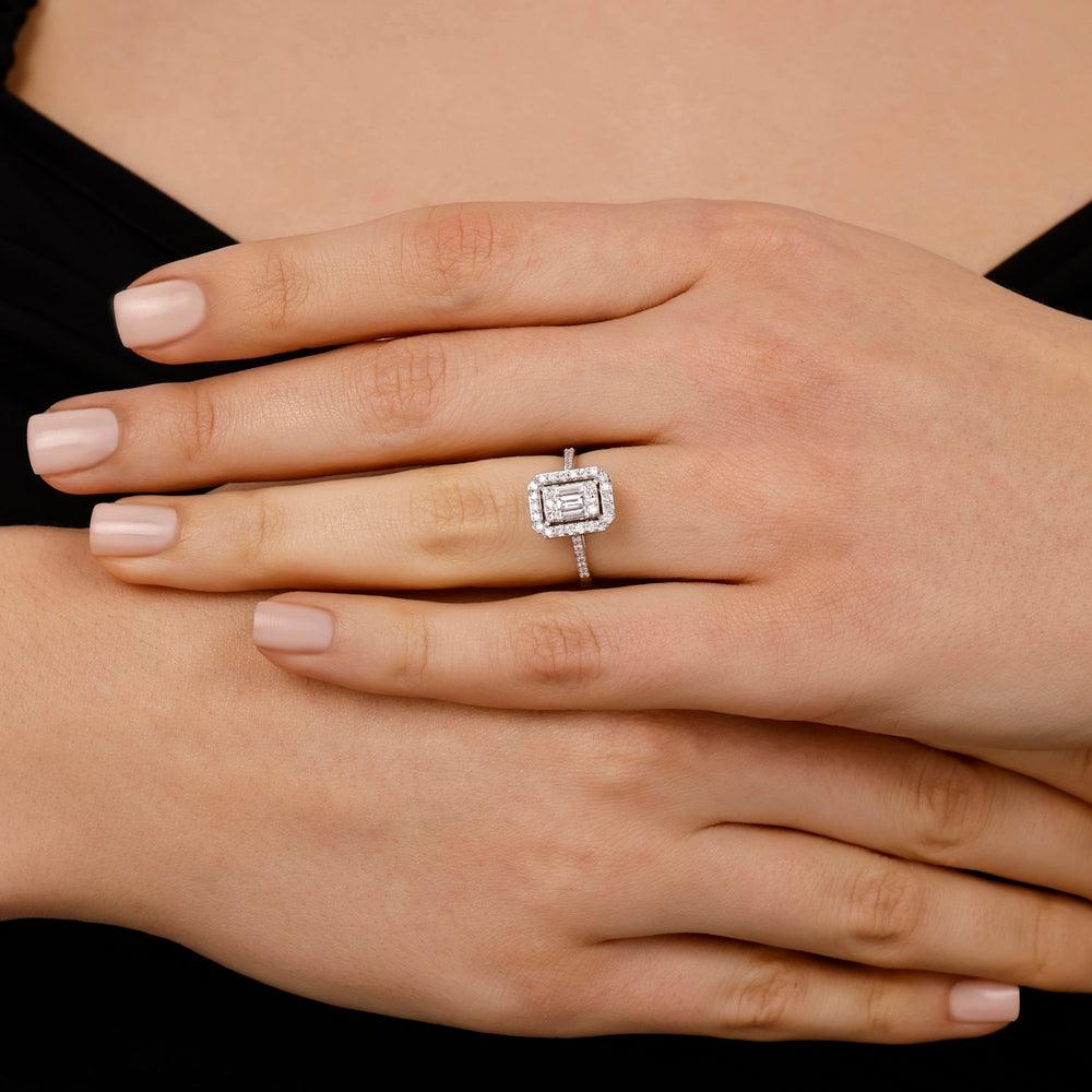 0.58 Karat Hallie Baget Diamante Anello