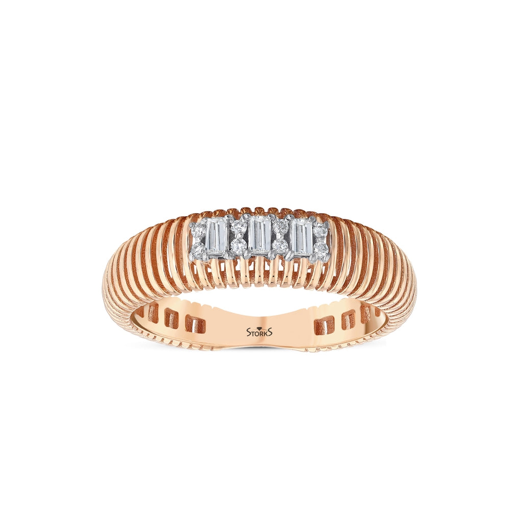 0.16 Karat Baget Diamante Anello