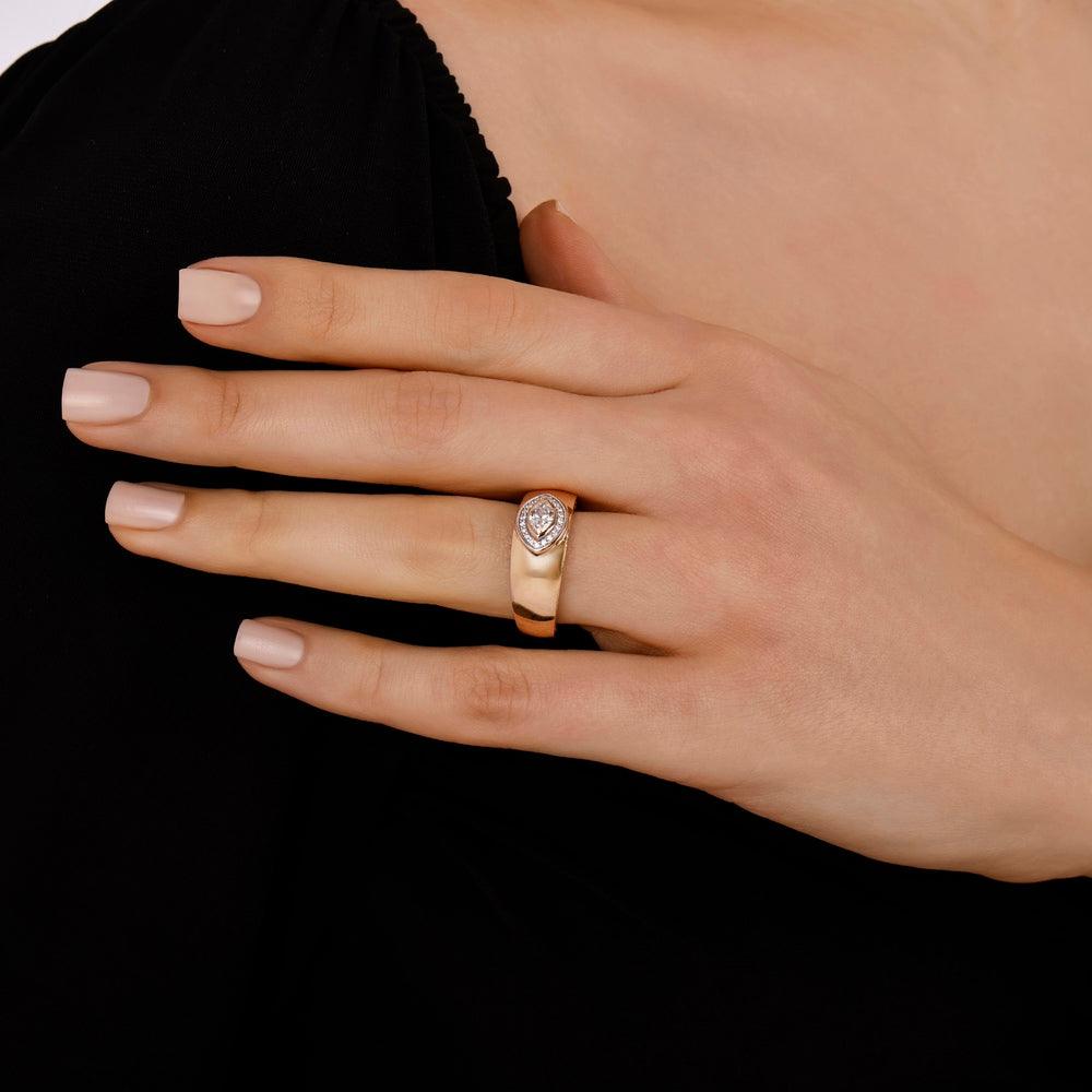 1.16 Karat Diamante Markiz Anello