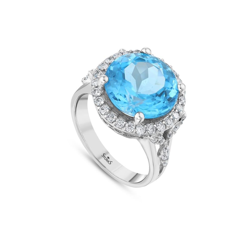 8.54 Karat Blue Topaz Diamante Anello