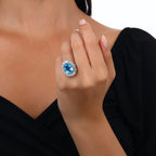 12.87 Karat Blue Topaz Diamante Anello
