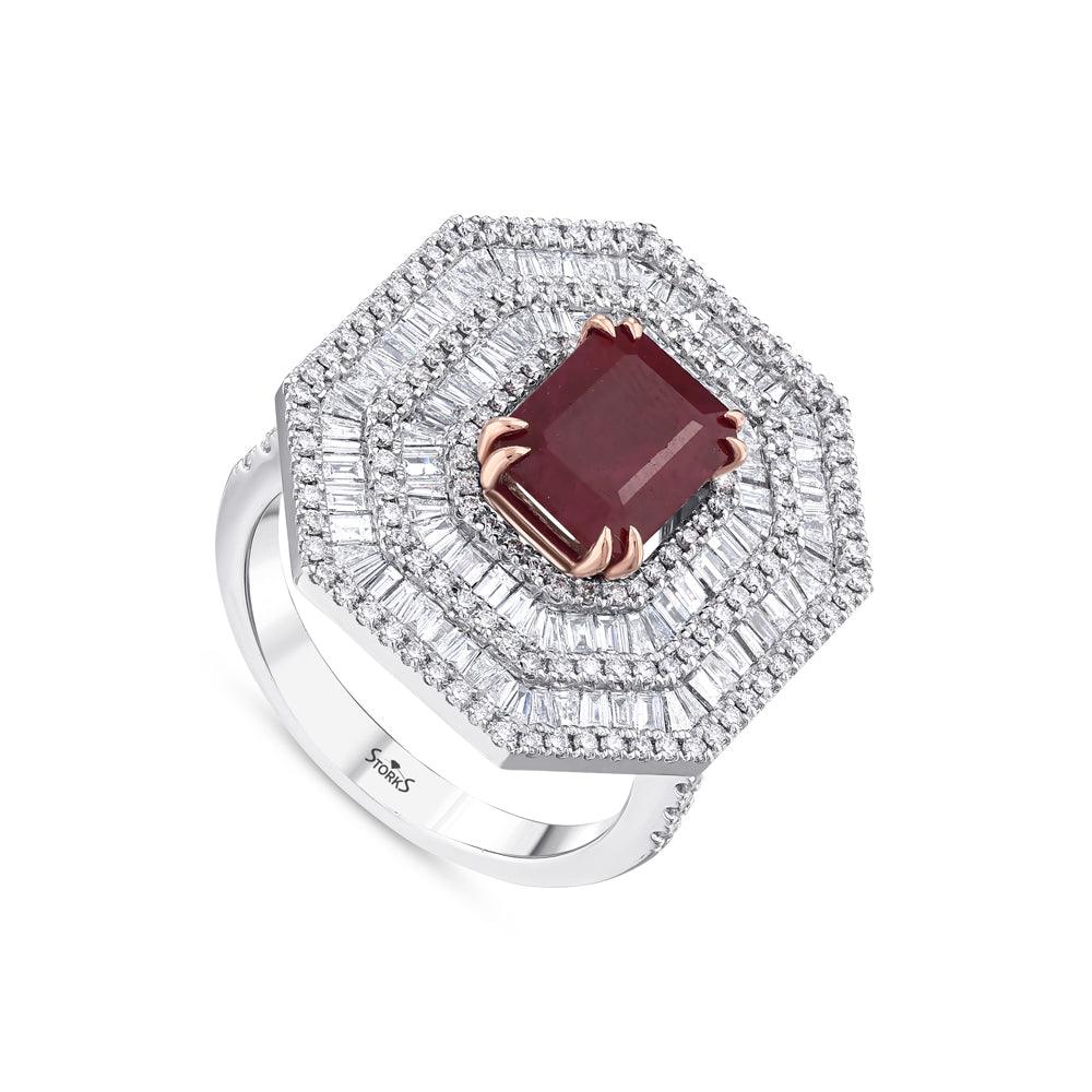 4.17 Karat Latido Yakut Diamante Anello