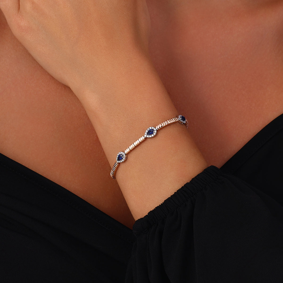 1.12 Karat Damla Safir Pırlanta Bileklik