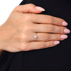 0.30 Karat Tetra Solitario Diamante Anello