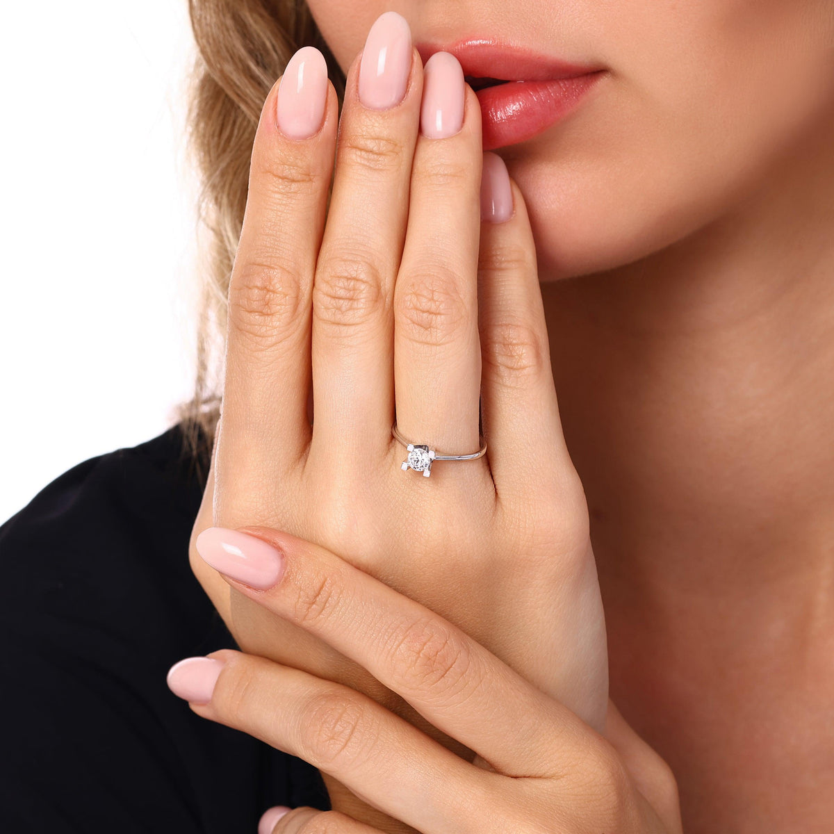 0.40 Karat Tetra Solitario Diamante Anello