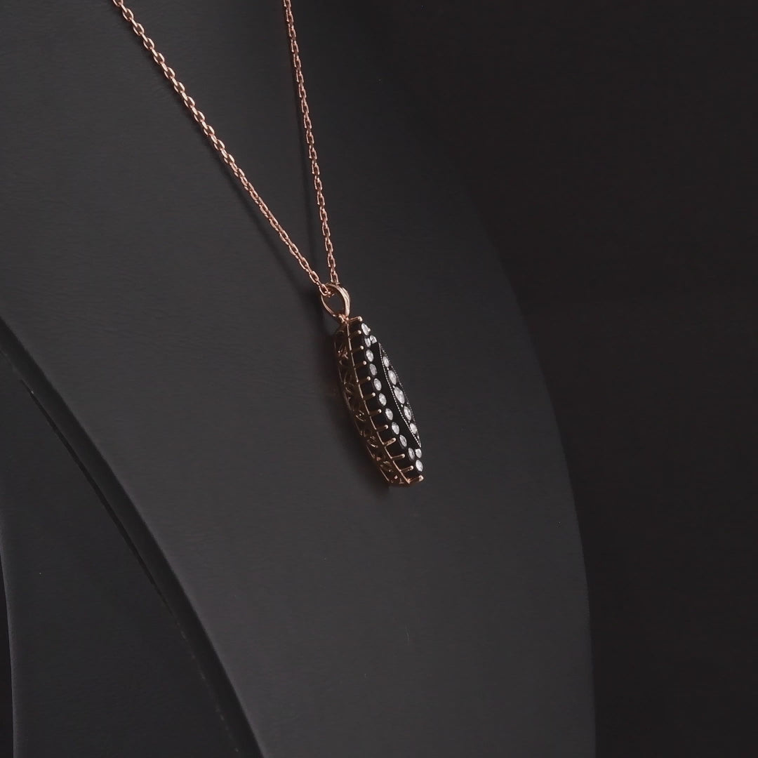 0.55 Karat Elmas Kolye