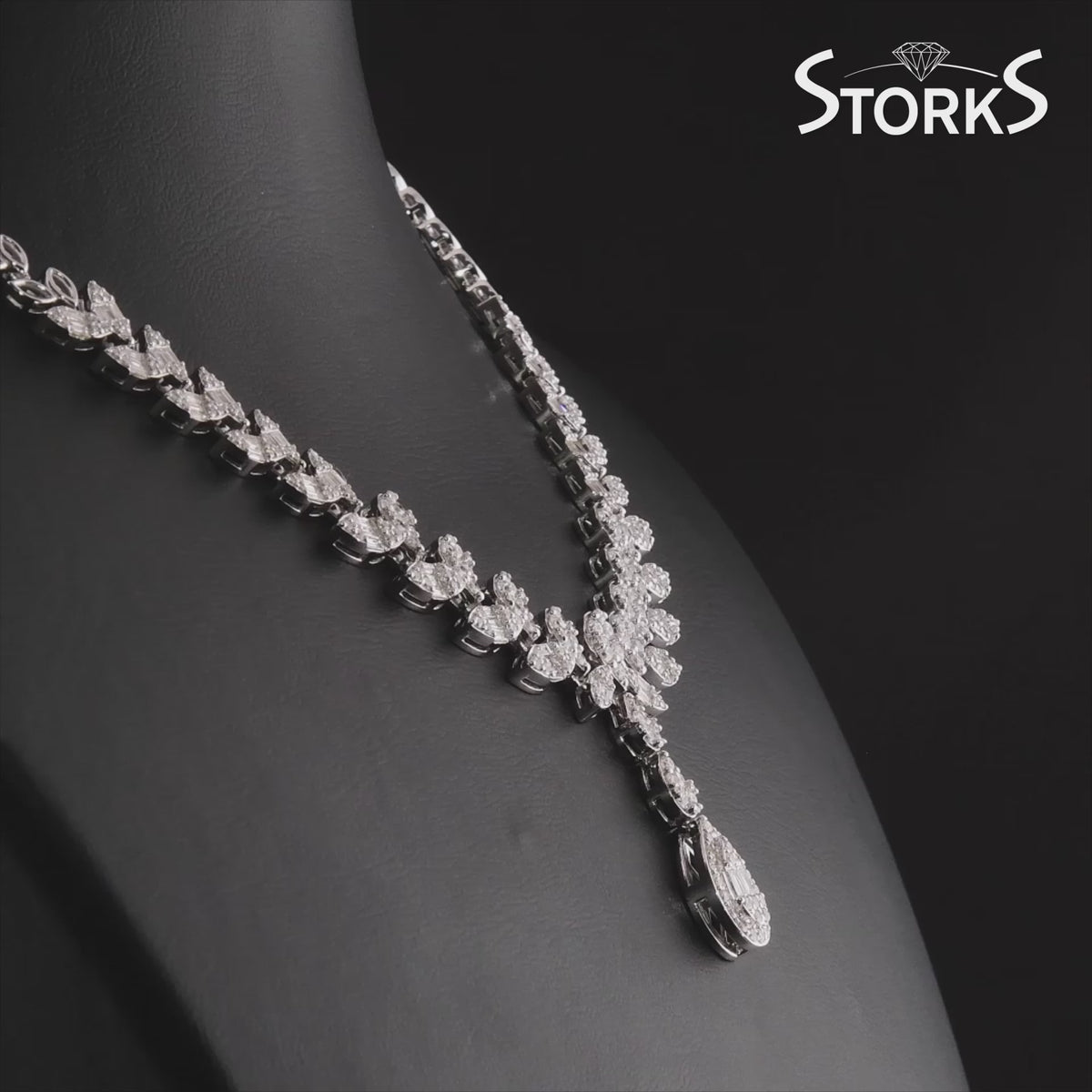 3.90 Karat Destin Baget Pırlanta Gerdanlık