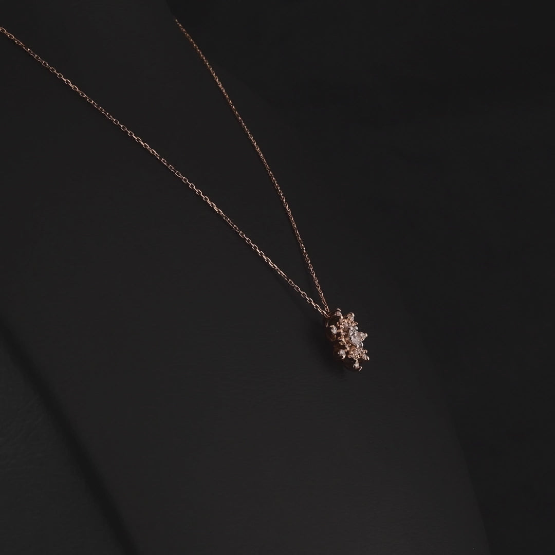 0.43 Karat Flora Pırlanta Kolye